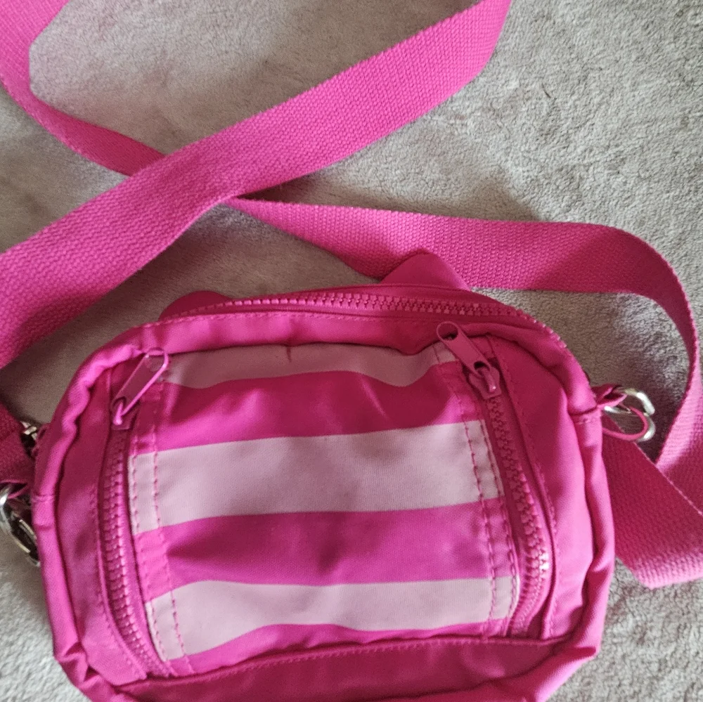 Disney,  Chasire cat convertible bag - Picture 5 of 6
